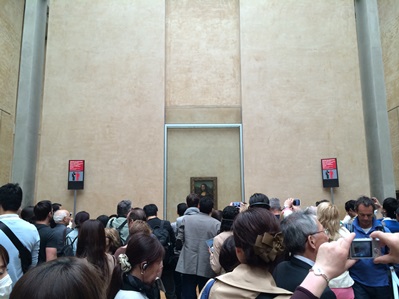 ルーヴル美術館　『モナ・リザ』前